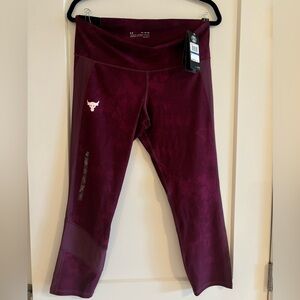 Ladies Under Armour exercise pants.